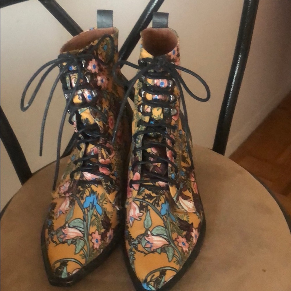 Fabulous Free People Boots